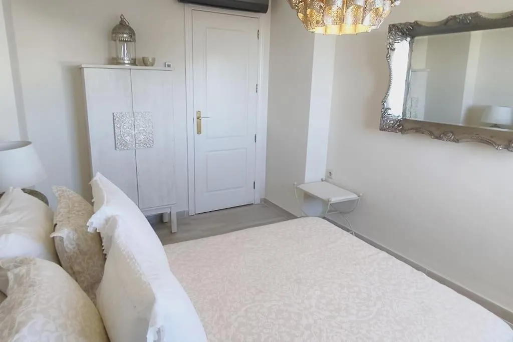 Stylish 3 Bedroom, 2 Bath Home With Sun Terrace, Gorgeous Sea Views, Air Conditioning, Wi-Fi & Communal Swimming Pool La Herradura  Holiday home La Herradura (Granada)