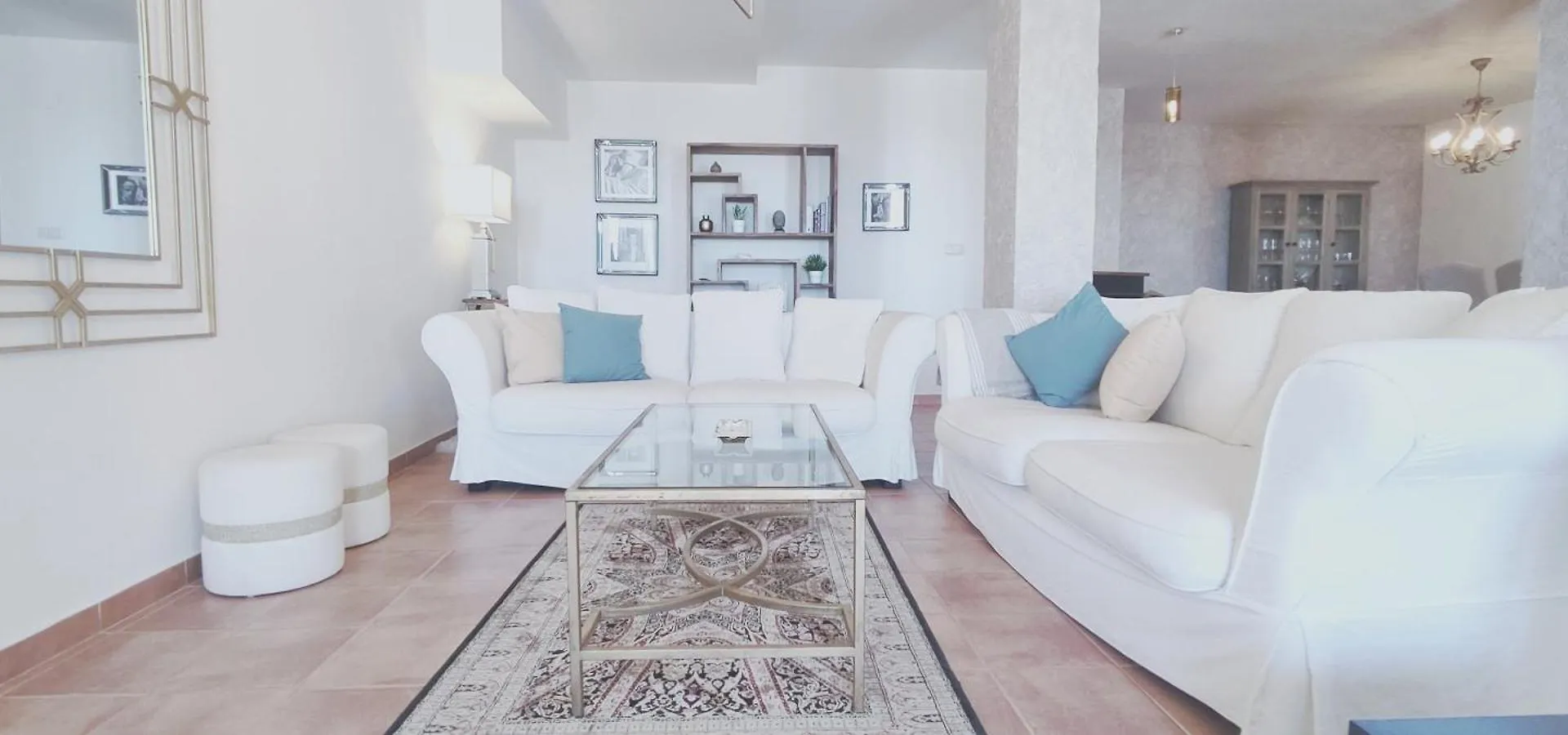 Stylish 3 Bedroom, 2 Bath Home With Sun Terrace, Gorgeous Sea Views, Air Conditioning, Wi-Fi & Communal Swimming Pool 라 에라두라 0*,